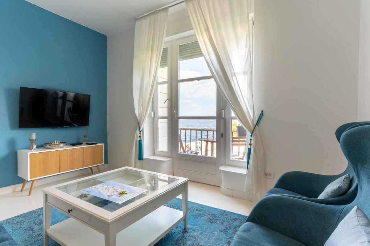Aquamarine Sea View Apartment